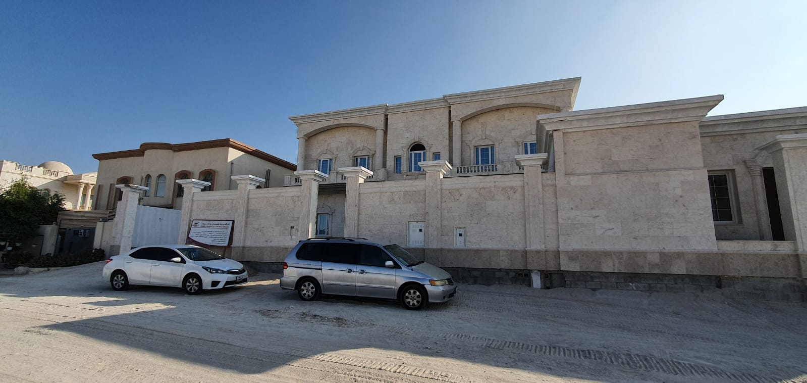 44: STRUCTURE + PLASTER + TURNKEY DELIVERY + FINISHING