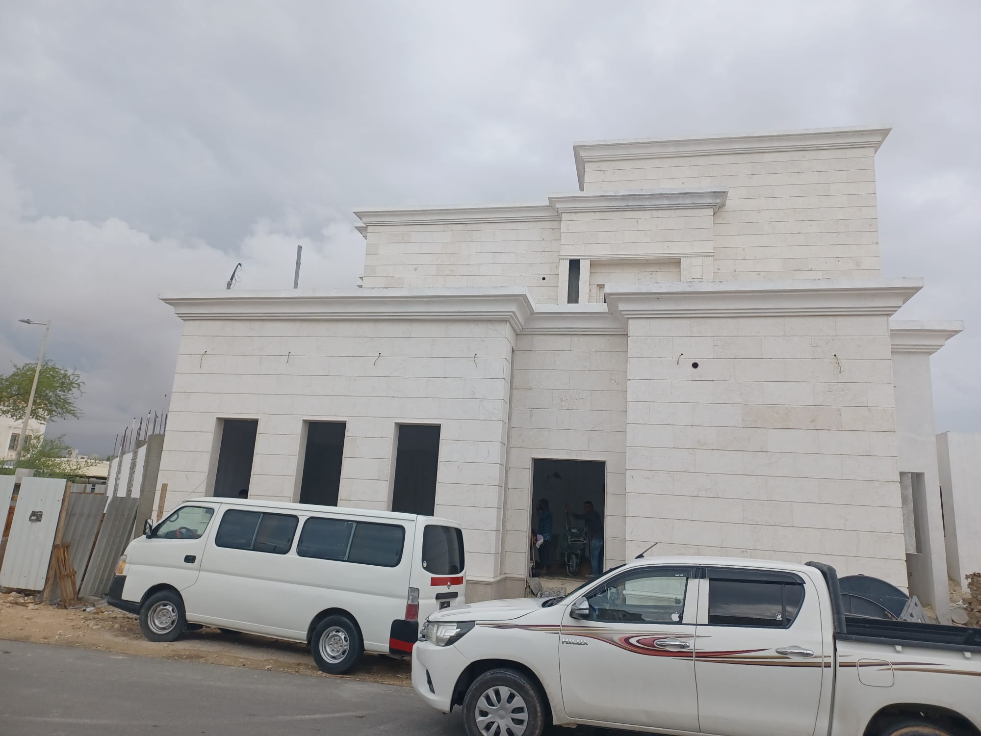 75 :STRUCTURE + PLASTER + WALL