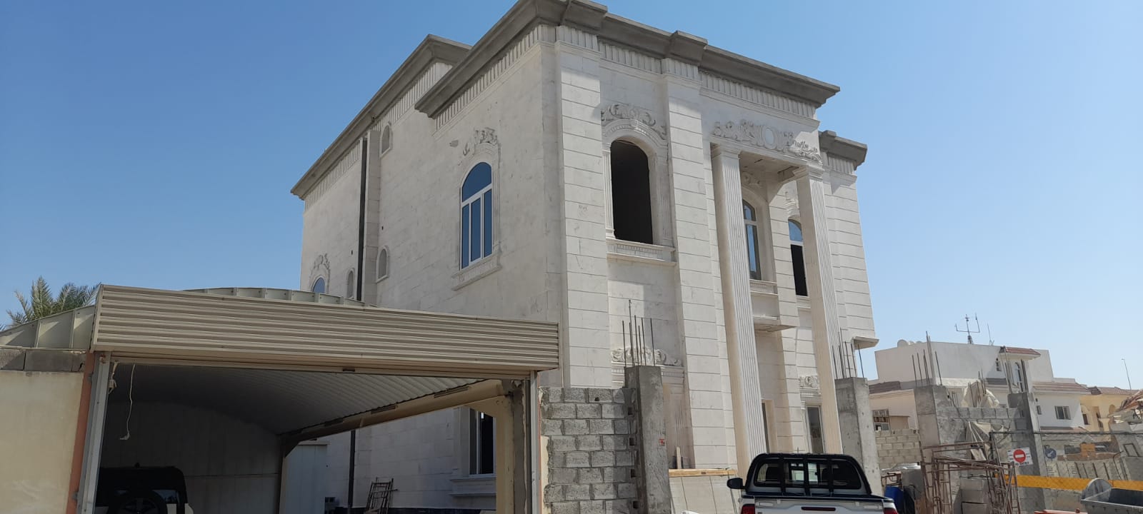 67 :STRUCTURE + PLASTER + WALL