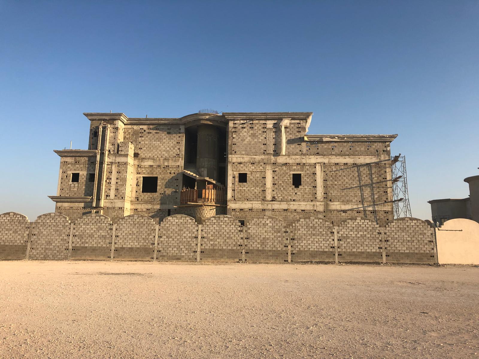 71 :STRUCTURE + PLASTER + WALL